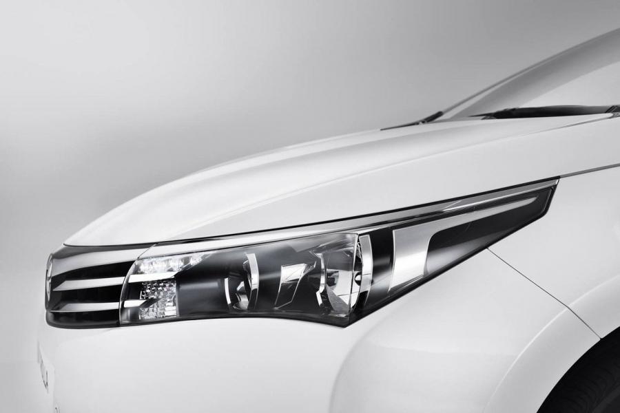  Toyota Corolla 2013 года  (EU) (фото 33 из 43)